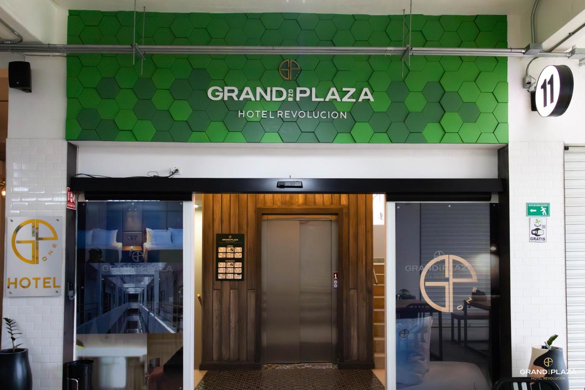Hotel Grand One Plaza Tijuana Exterior photo